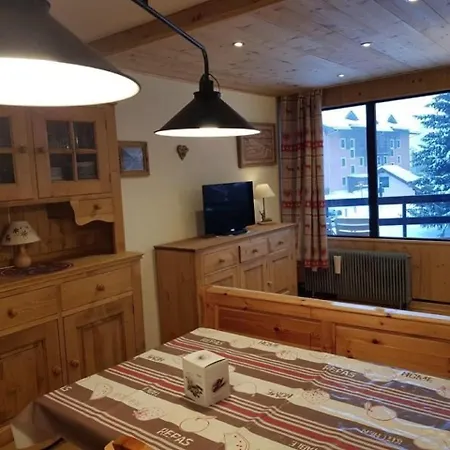 Rdc Avec Jardinet, Exposition Ouest, 4 Pers., Animaux Acceptes, Equip. Complet A - Fr-1-266-111 Apartment Montgenevre